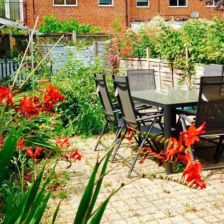Nightingale'S Loft Panzió Ashbourne  Kültér fotó